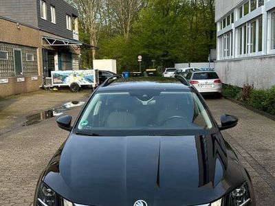 gebraucht Skoda Octavia Kombi 2.0 TDI DSG Soleil Packet 2‘te Hand