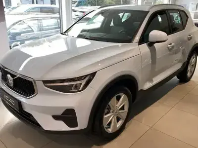 Gebraucht Volvo XC40 Core 129 PS (94 kW) 2024 Cloud blue SUV