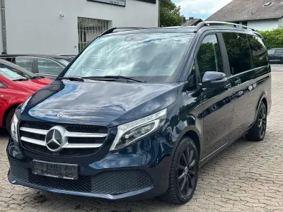 Gebraucht Mercedes V300 Edition 239 PS (175 kW) 2020 Blau Van / Kleinbus