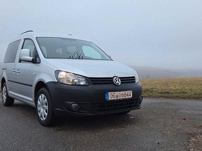 Silber Gebraucht 2012 VW Caddy Trendline Van / Kleinbus | 5.555 € (Guter Preis)