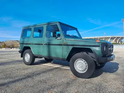 Gebraucht Mercedes G250 114 PS (83 kW) 1991 Grün SUV
