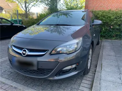 Usata Opel Astra 136 CV (100 kW) 2014 Grigio Station wagon