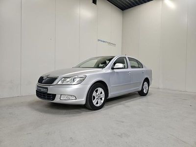 Grau Gebraucht 2012 Skoda Octavia Limousine | 7.990 € (Fairer Preis)