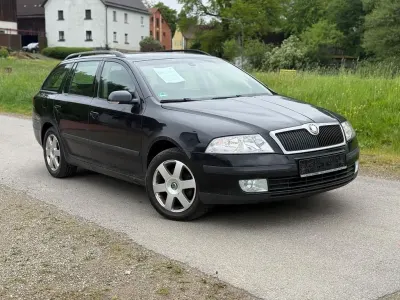 Używany Skoda Octavia Elegance 140 KM (102 kW) 2007 Czarny Kombi
