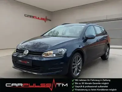 Second-hand VW Golf VII Trendline 235 CP (172 kW) 2016 Albastru Break