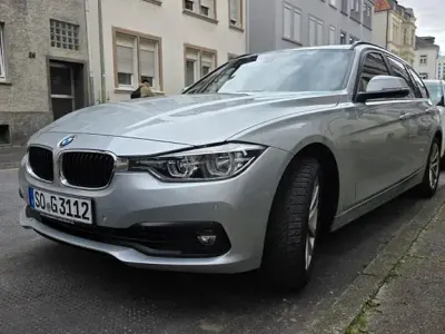 Gebraucht BMW 318 136 PS (100 kW) 2018 Silber Kombi