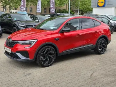 Gebraucht Renault Arkana Esprit Alpine 140 PS (102 kW) 2025 Rot SUV
