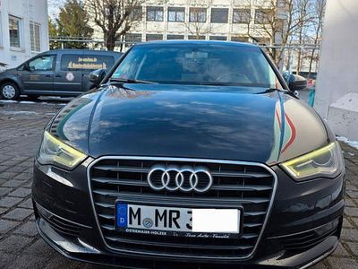 Schwarz Gebraucht 2016 Audi A3 Ambiente Limousine | 11.000 € (Teuer)