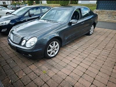Mercedes E220