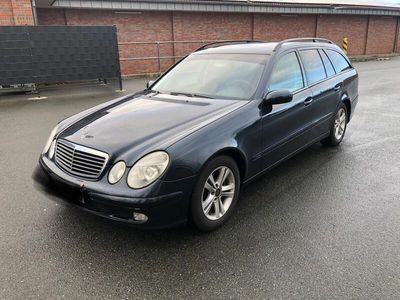 Mercedes E220