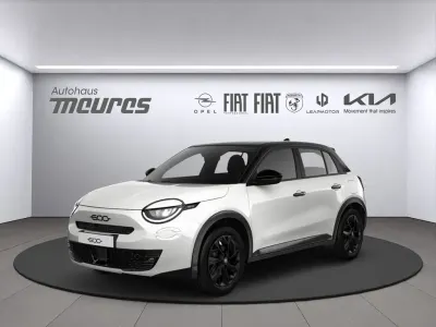 Neu Fiat 600 Street 101 PS (74 kW) 2026 Weiss SUV