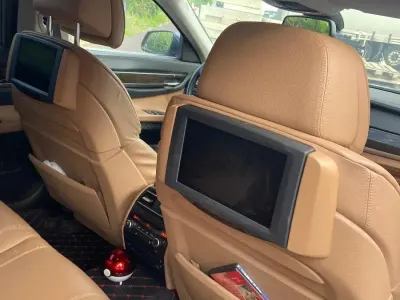 Gebraucht BMW 730 245 PS (180 kW) 2010 Blau Limousine