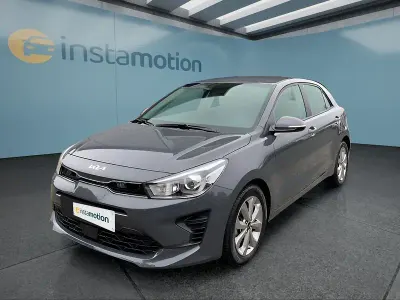Używany Kia Rio Vision 101 KM (74 kW) 2023 Szary Hatchback