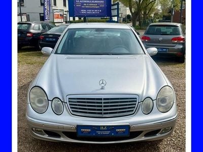Gebraucht Mercedes E270 Elegance 130 PS (95 kW) 2002 Silber Limousine