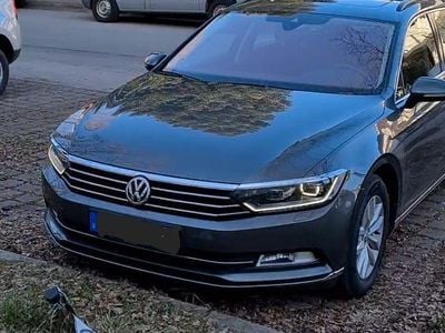 Gebraucht VW Passat 190 PS (139 kW) 2017 Grau Kombi
