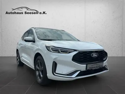 Gebraucht Ford Kuga ST-Line X 186 PS (136 kW) 2024 Frozen white SUV