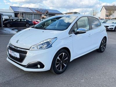 Gebraucht Peugeot 208 Signature Sky 110 PS (80 kW) 2019 Weiß Kleinwagen