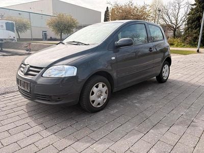 Gebraucht VW Fox 54 PS (39 kW) 2007 Grau Kleinwagen
