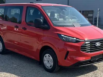 Neu Ford Transit Custom 136 PS (100 kW) 2026 Rot Van