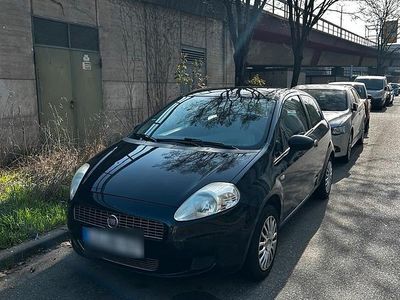 Gebraucht Fiat Grande Punto 65 PS (47 kW) 2009 Blau Kleinwagen