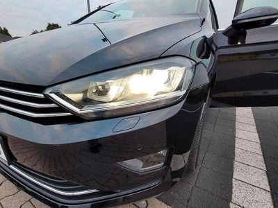 Gebraucht VW Golf Sportsvan Highline 150 PS (110 kW) 2016 Schwarz Van / Kleinbus