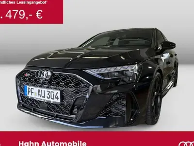 Gebraucht Audi RS3 Comfort 400 PS (294 kW) 2026 Schwarz Limousine