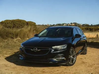 Second-hand Opel Insignia Innovation 170 CP (125 kW) 2020 Albastru Break