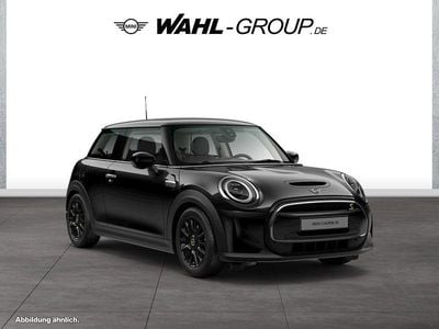 Gebraucht Mini Cooper SE Hatch 135 kW (184 PS) 2023 Schwarz Kleinwagen