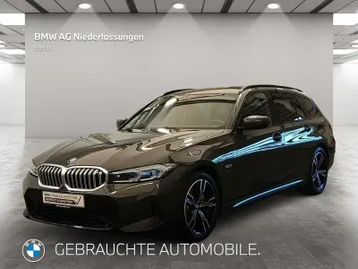 Gebraucht BMW 330e M Sport 292 PS (214 kW) 2023 Grau Kombi