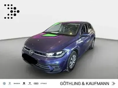Gebraucht VW Polo Style 95 PS (69 kW) 2022 Vibrant violet metallic Kleinwagen