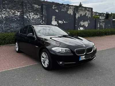 Gebraucht BMW 528 245 PS (180 kW) 2012 Schwarz Limousine
