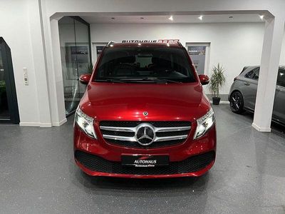 Gebraucht Mercedes V220 Edition 163 PS (119 kW) 2019 Rot Van / Kleinbus