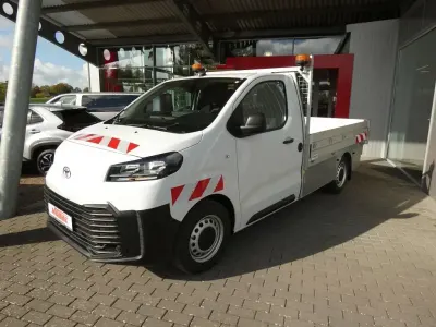 Neu Toyota Proace 144 PS (105 kW) 2026 Ice white Van / Kleinbus