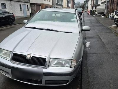 Silber Gebraucht 2006 Skoda Octavia Kombi | 700 € (Guter Preis)