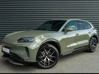 Gebraucht Porsche Cayenne Coupe Electric 325 kW (442 PS) 2026 Grün SUV