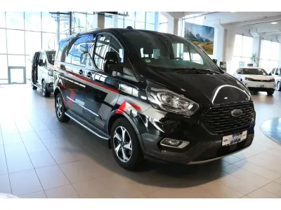 Gebraucht Ford Tourneo Active 170 PS (125 kW) 2023 Schwarz Van / Kleinbus