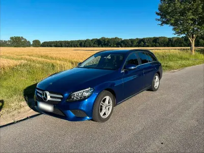Gebraucht Mercedes C200 160 PS (117 kW) 2020 Blau Kombi
