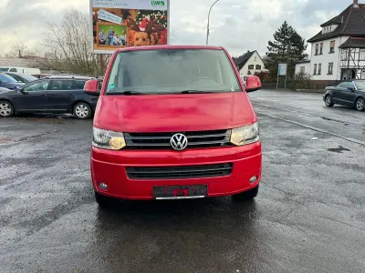 Gebraucht VW Multivan 179 PS (131 kW) 2011 Rot Van / Kleinbus