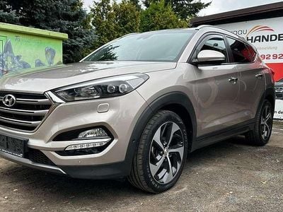 Gebraucht Hyundai Tucson 185 PS (136 kW) 2015 Beige SUV