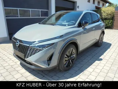 Neu Nissan Qashqai Tekna 158 PS (116 kW) 2026 Grau SUV