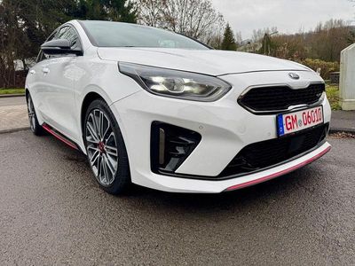 Gebraucht Kia ProCeed 204 PS (150 kW) 2018 Weiß Kleinwagen