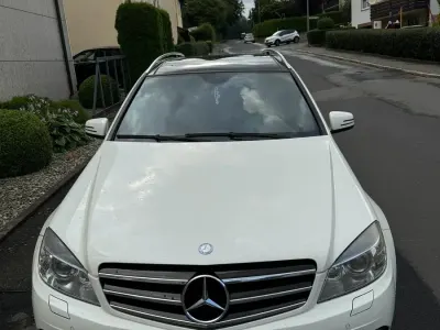 Gebraucht Mercedes C320 Avantgarde 224 PS (164 kW) 2009 Weiß Kombi