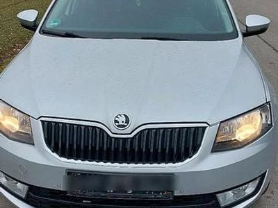 Gebraucht Skoda Octavia 150 PS (110 kW) 2014 Grau Kleinwagen