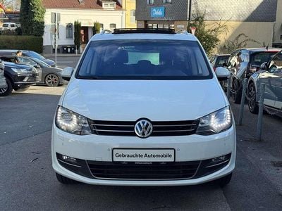 Second-hand VW Sharan Highline 220 CP (161 kW) 2018 Alb Monovolum