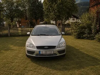 Gebraucht Ford Focus 105 PS (77 kW) 2007 Silber Kombi