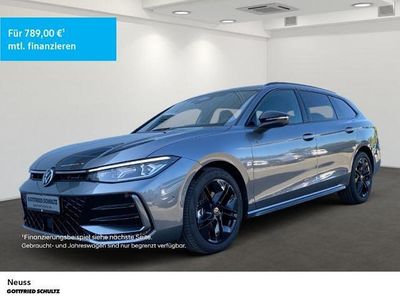 Grau Gebraucht 2025 VW Passat Style Kombi | 50.980 €