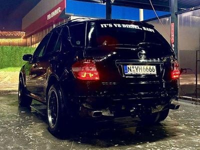 Gebraucht Mercedes ML420 306 PS (225 kW) 2008 Schwarz SUV