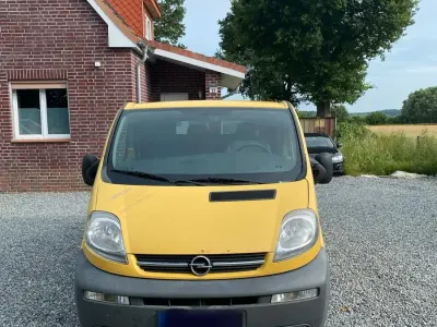 Gebraucht Opel Vivaro 135 PS (99 kW) 2006 Gelb Van / Kleinbus