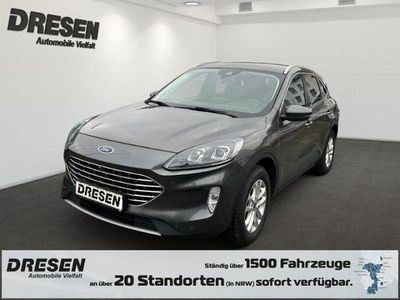 Grau Gebraucht 2022 Ford Kuga Titanium SUV | 23.500 € (Fairer Preis)