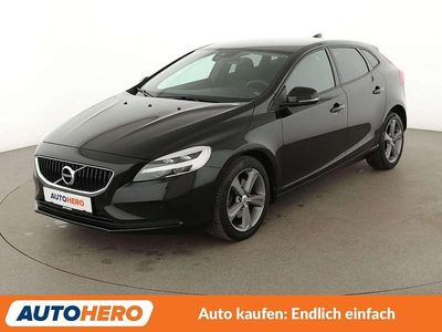 Second-hand Volvo V40 Momentum 122 CP (89 kW) 2018 Negru Break